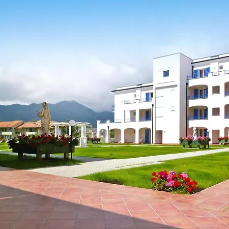 Ai Pozzi Village Διαμέρισμα *
